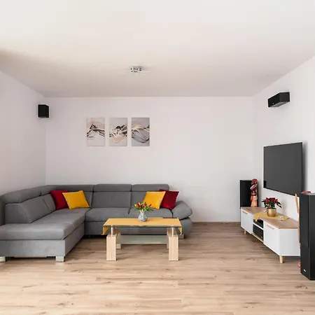 Apartament Goja Podzamcze Wałbrzych Zewnętrze zdjęcie